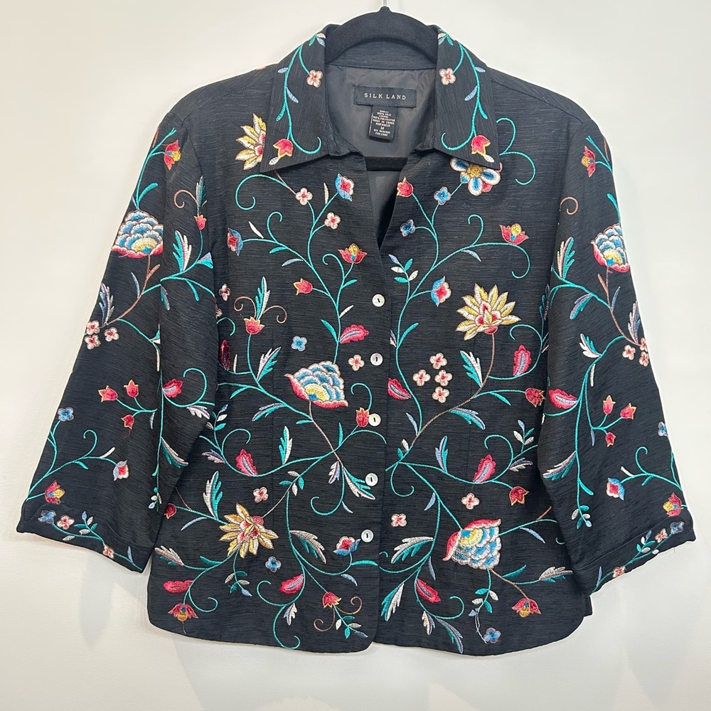 Silk Land Blazer Black With Floral Embroidery Mother of Pearl Buttons Size M